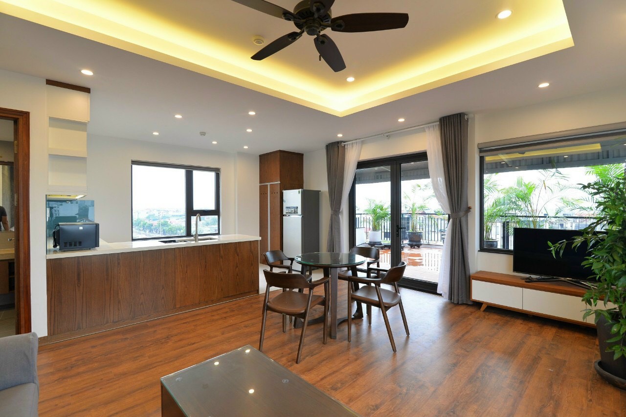 Chính chủ bán toà Apartment Luxury phố Trịnh Công Sơn, MT rộng 10m, 7 tầng. 4