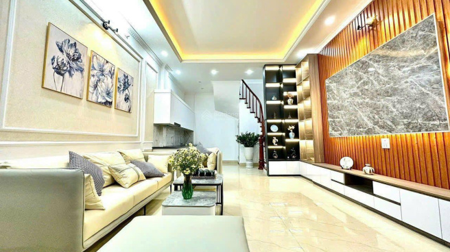 Cần bán nhà đất thổ cư hướng Nam Hồ Tây ngõ Nghi Tàm nguyên căn hoàn thiện đẹp giá tốt