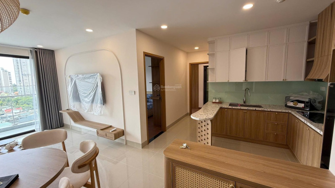 Chính chủ cho thuê căn 2PN/1WC Tứ Liên vài bước ra chợ - Hướng Tây Bắc - Nội thất đầy đủ